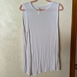 Fabletics sleeveless tie waist top